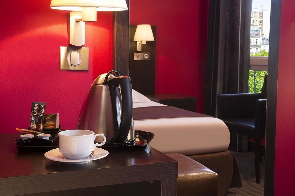 Hotel Sophie Germain 3*