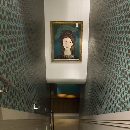 Sophie Germain Hotel 3*