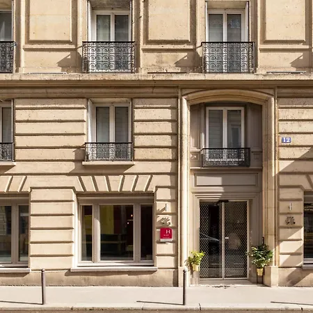 Hotel Sophie Germain 3*